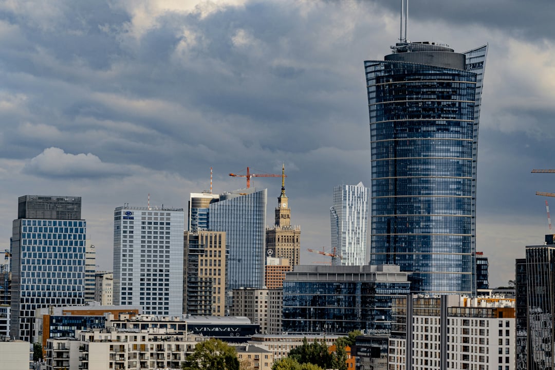 Assistance with opening a local bank account in Poland