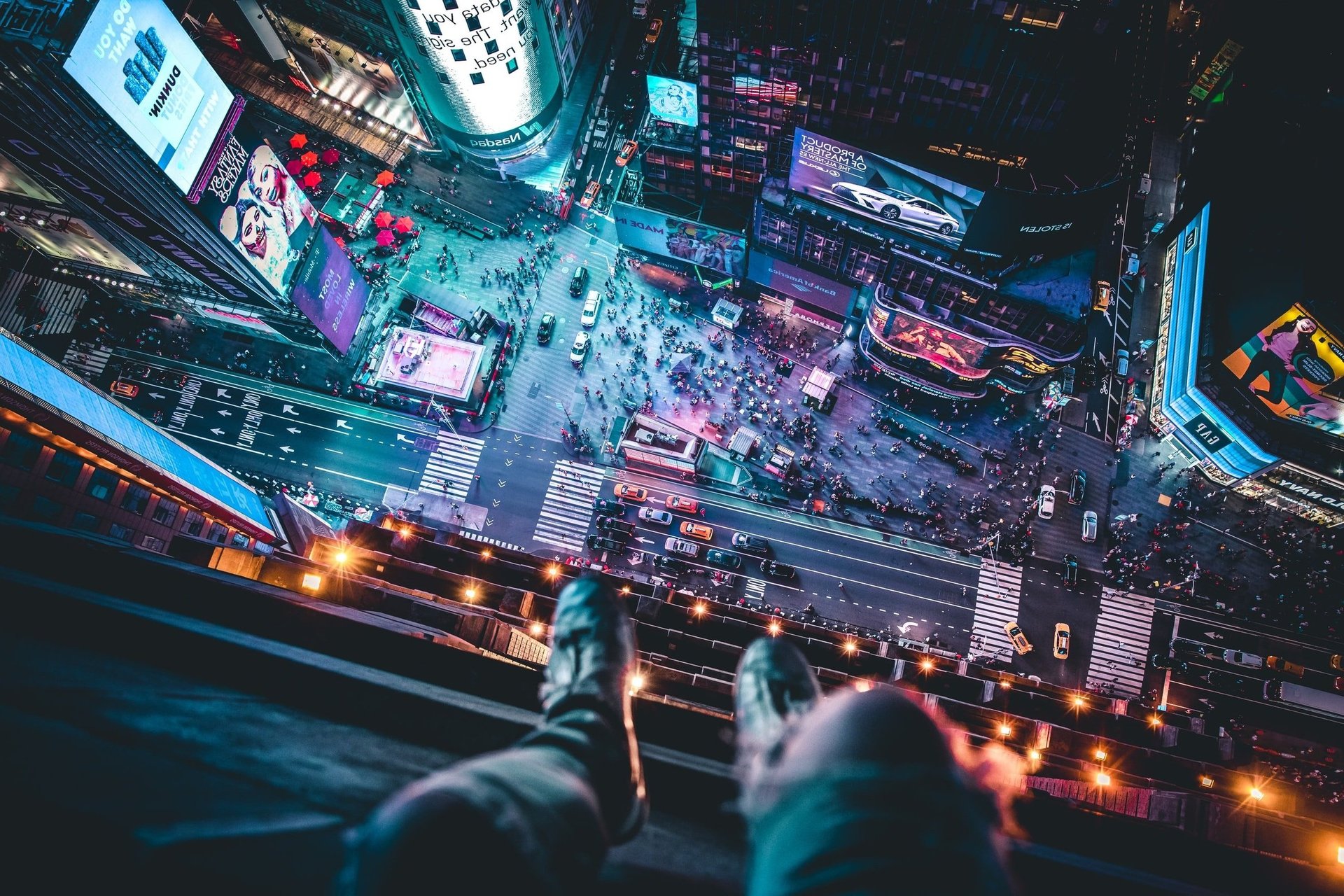 We set up your company overseas, quickly and effortlessly.
